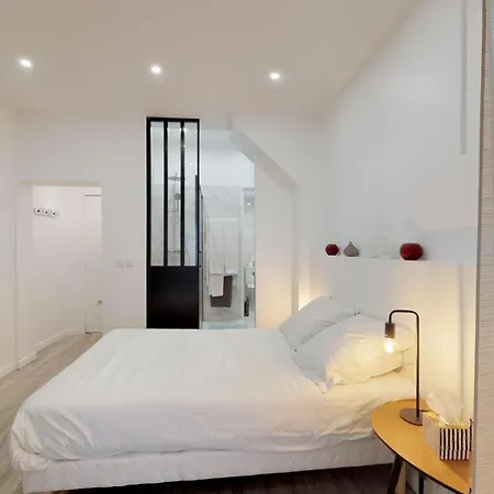 Luxurious And Cosy In The Center Of 14 Appartement Paris